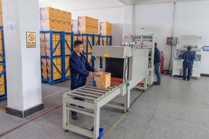 Ersatzgas-Benzinmotor Komatsu 200-7 6D102 Baugruppe OEM 4